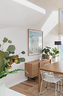 Clifftop Luxury With Spectacular Ocean Views