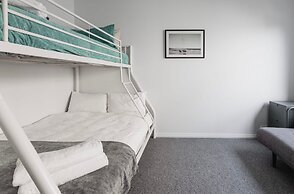 Clifftop Luxury With Spectacular Ocean Views