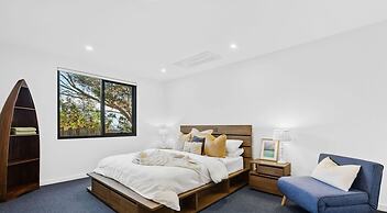 The Ocean s Edge Luxury Entertainer With Views