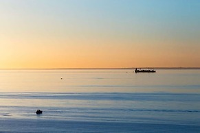 The Ocean s Edge Luxury Entertainer With Views