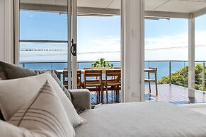 Clifftop Coastal Sanctuary With Panoramic Views