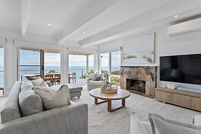 Clifftop Coastal Sanctuary With Panoramic Views