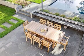 Blairgowrie Beachside Retreat Solar Heated Pool