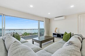 Cliffside Castle With Bay And City Views