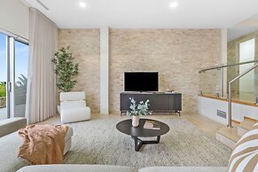 Cliffside Castle With Bay And City Views