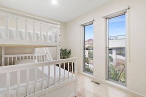 Cliffside Castle With Bay And City Views