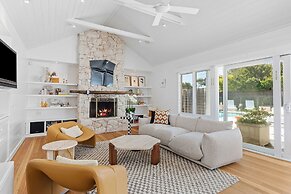 Luxury Cottage With Pool In Perfect Location