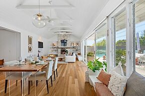 Luxury Cottage With Pool In Perfect Location