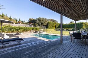 Luxury Portsea Sanctuary Gas Heat Pool Gardens