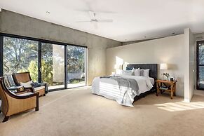 Luxury Portsea Sanctuary Gas Heat Pool Gardens