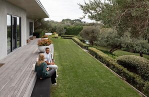 Luxury Portsea Sanctuary Gas Heat Pool Gardens