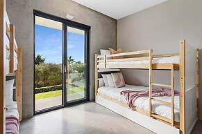 Luxury Portsea Sanctuary Gas Heat Pool Gardens