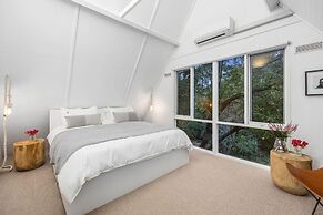 The Coast Country Cottage
