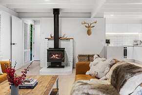 The Coast Country Cottage