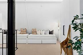 The Coast Country Cottage