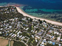 The Coast Country Cottage
