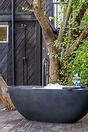 The Coast Country Cottage