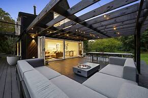 The Coast Country Cottage