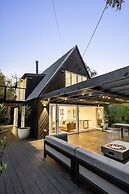 The Coast Country Cottage