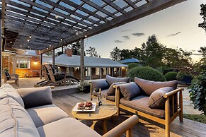 Tranquil Estate With Pool Heated Spa Gardens