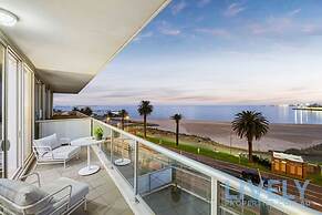 Beach Street Luxury 3 Bed With Beach Bay Views