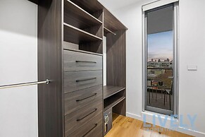 Beach Street Luxury 3 Bed With Beach Bay Views