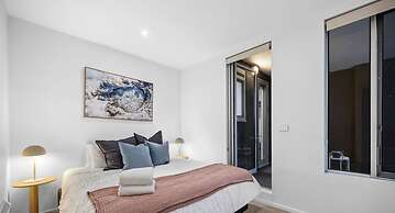 Beach Street Luxury 3 Bed With Beach Bay Views