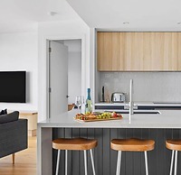 Beach Street Luxury 3 Bed With Beach Bay Views