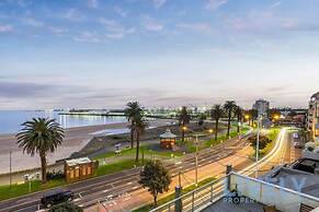 Beach Street Luxury 3 Bed With Beach Bay Views