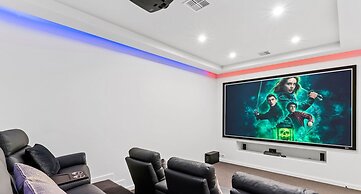 Hillside Luxe With Spa Bay Views