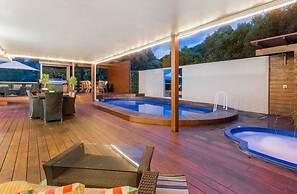 The Peninsula Chateau Lodge-inspired Luxury