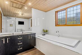 The Peninsula Chateau Lodge-inspired Luxury