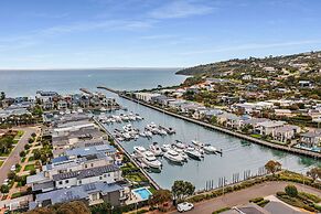 Waterfront Martha Cove Getaway 250m From Beach