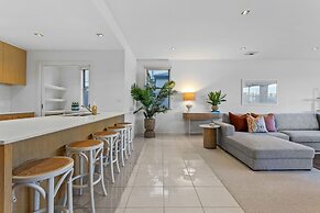 Waterfront Martha Cove Getaway 250m From Beach