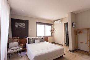 Serenity Residences & Spa - Kokrobite