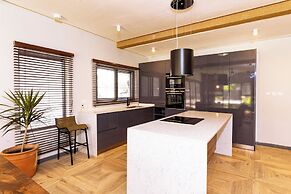 Serenity Residences & Spa - Kokrobite