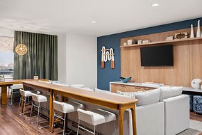 Element Springfield South