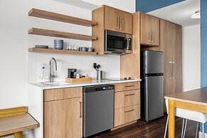 Element Springfield South