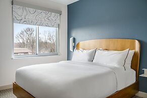 Element Springfield South