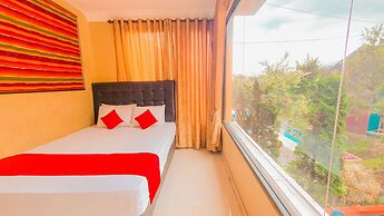 Red Chilies Hill Hotel