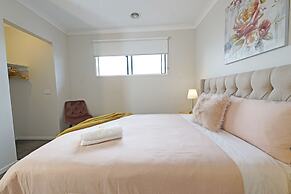 Charming Spacious Holiday House Wyndham