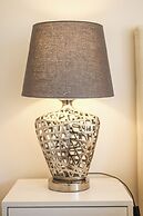 Stylish Luxe House at Point Cook