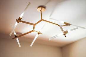 Stylish Luxe House at Point Cook