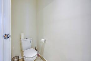 Stylish Luxe House at Point Cook