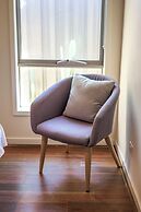 Stylish Luxe House at Point Cook