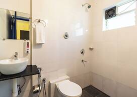 Blue Door Hotel Morjim