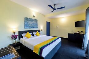 Blue Door Hotel Morjim