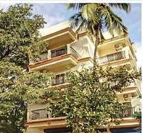 Blue Door Hotel Morjim