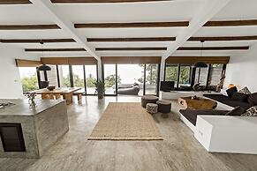 Lunar Villas Koh Tao - Luxury Pool Villa