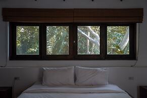 Lunar Villas Koh Tao - Luxury Pool Villa